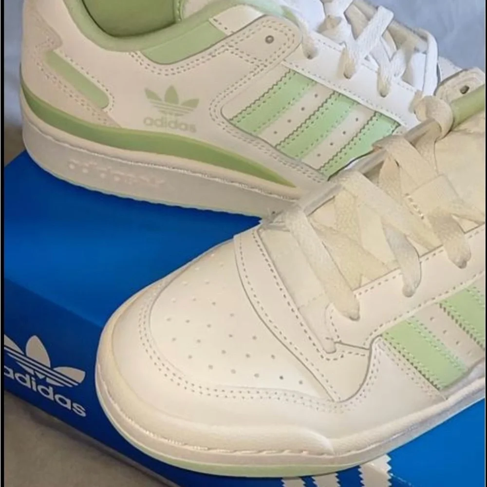 Adidas Mint and White Casual Sneakers - Picture 2 of 11
